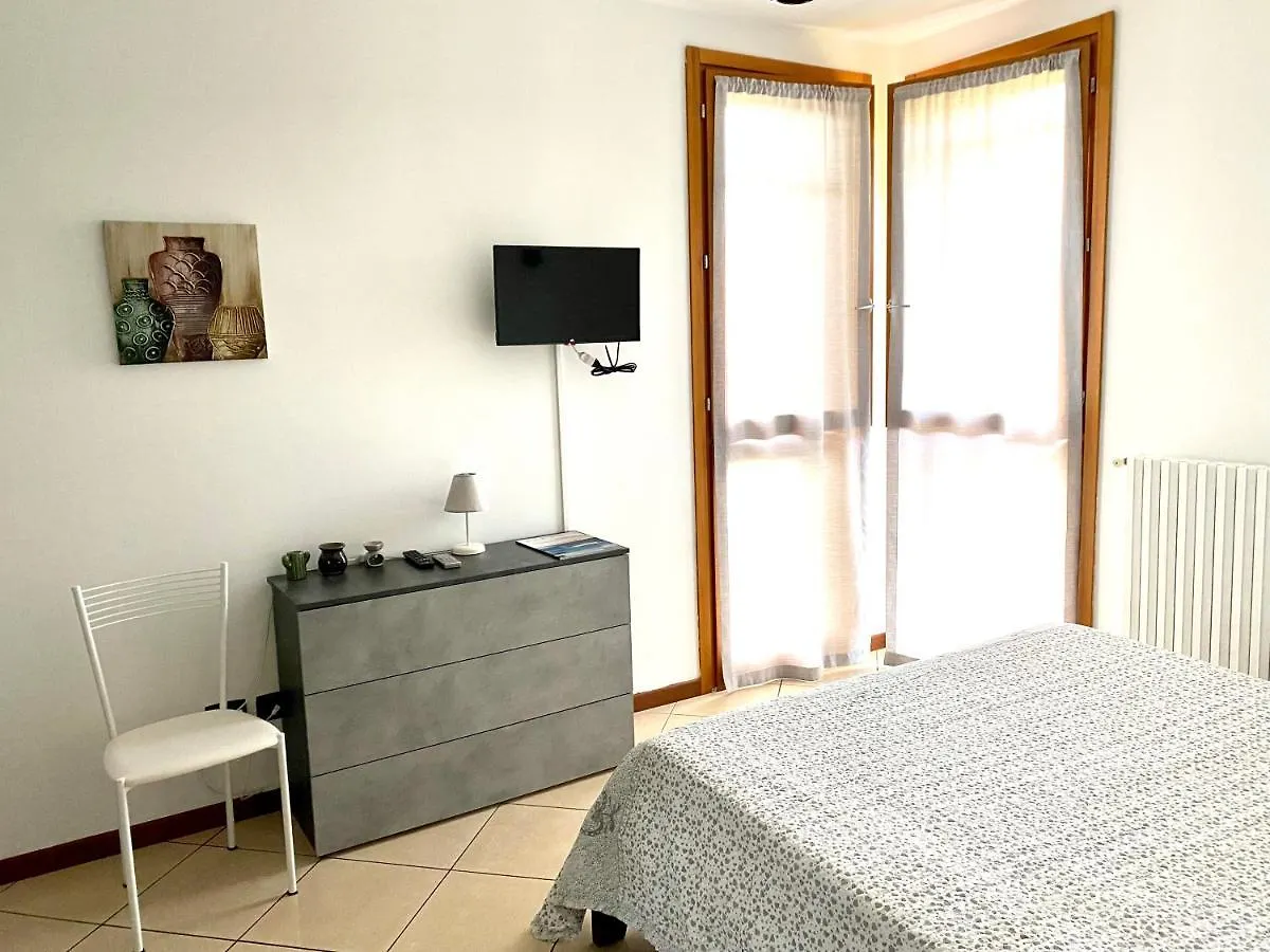 Bilocale Via Visconti Apartment Lodi 0*,