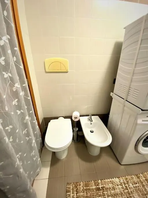 Bilocale Via Visconti Apartment Lodi 0*,  Italy